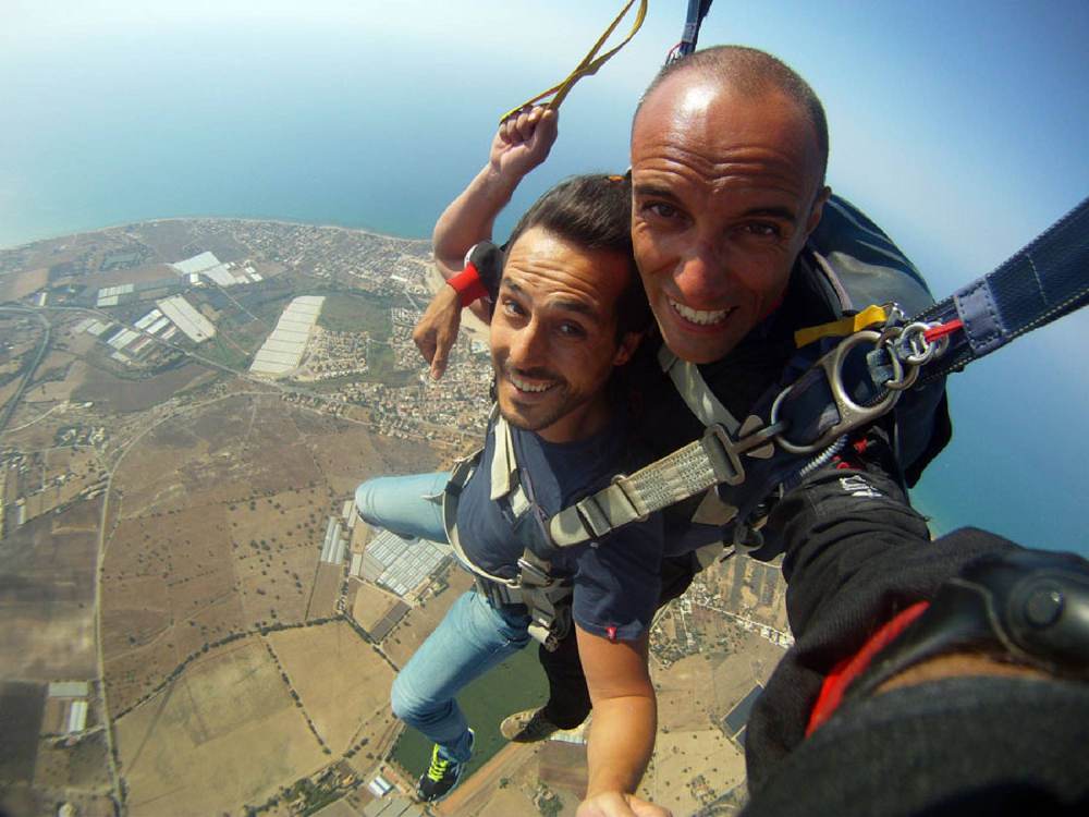 Lancio tandem VZONE tra le nuvole